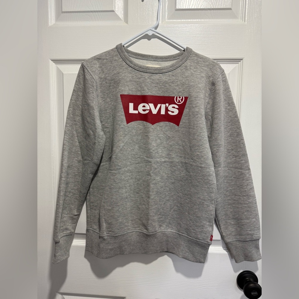 Levi's Gray Crewneck Sweater with Iconic Logo